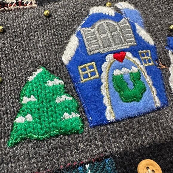 Vintage Y2K Ugly Christmas Vest with Patchwork Embroidered Appliqués. - Picture 4 of 6